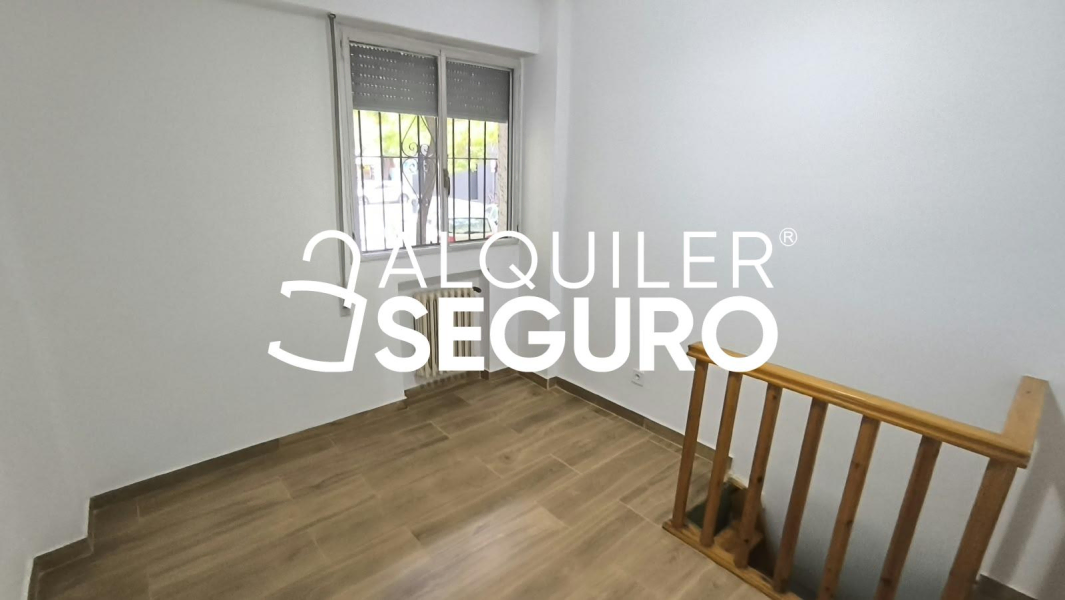 Inmueble en Calle  grupo Oscar Carvallo, SEVILLA