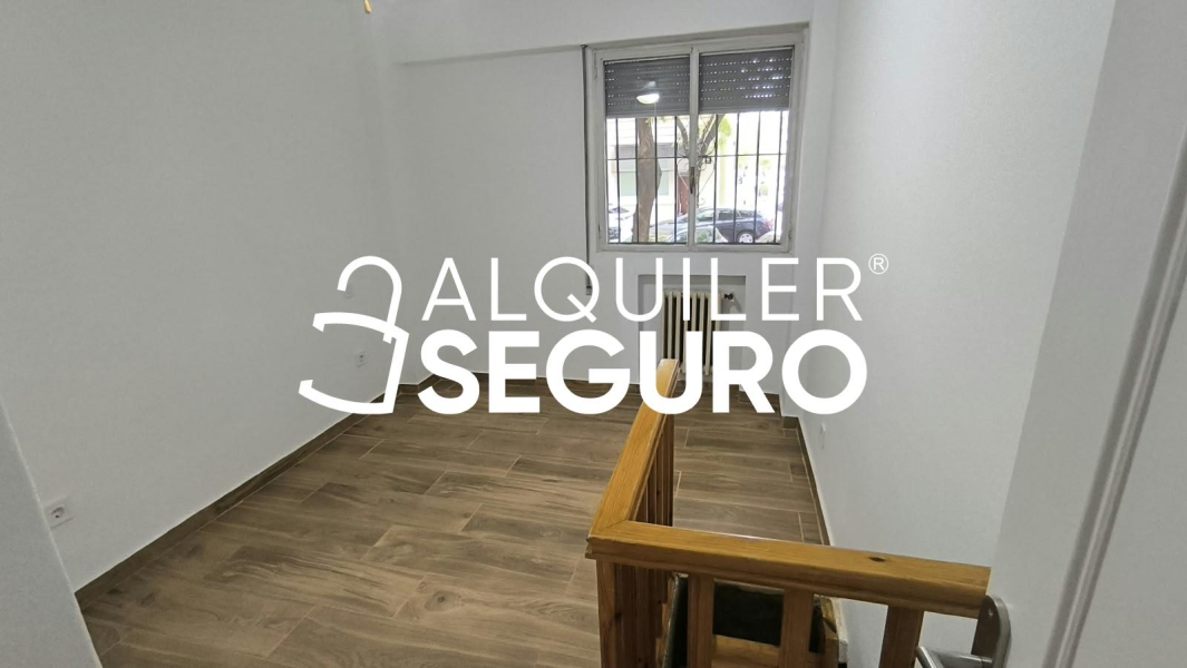 Inmueble en Calle  grupo Oscar Carvallo, SEVILLA