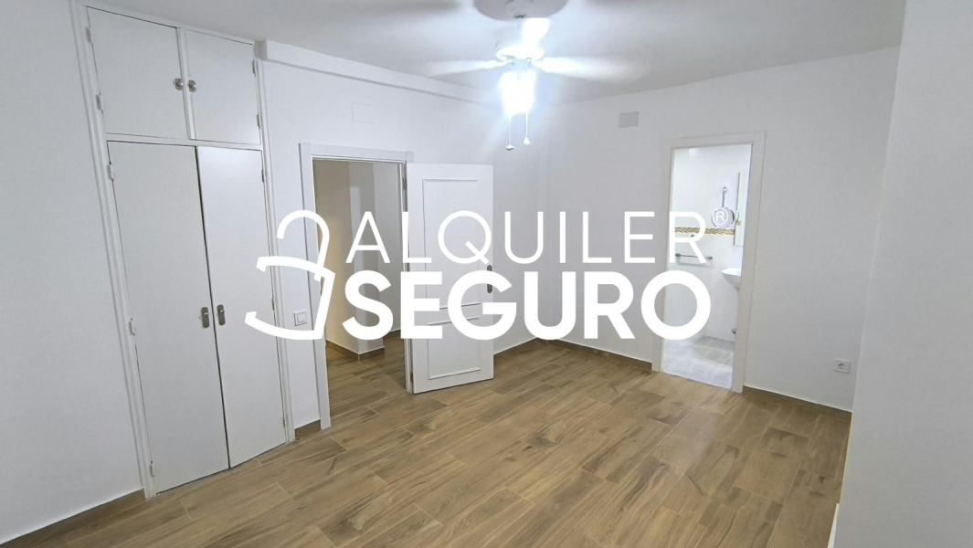 Inmueble en Calle  grupo Oscar Carvallo, SEVILLA