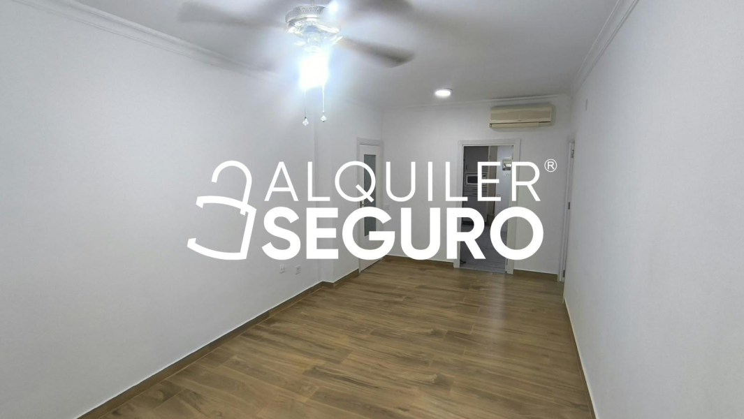 Inmueble en Calle  grupo Oscar Carvallo, SEVILLA