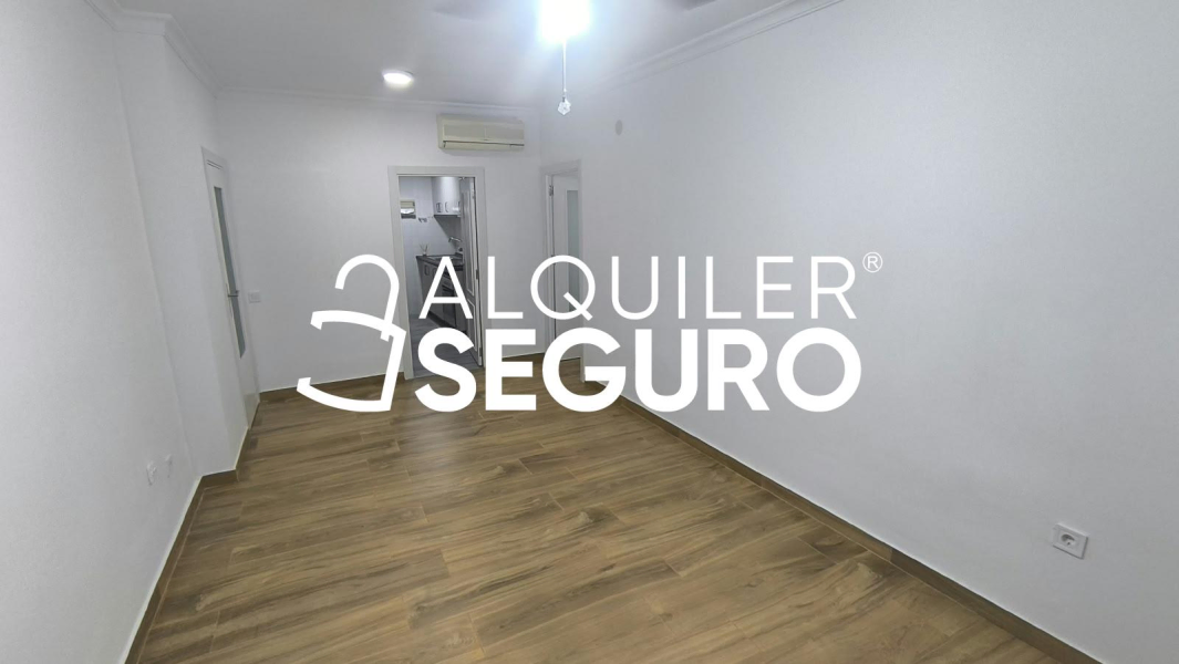 Inmueble en Calle  grupo Oscar Carvallo, SEVILLA