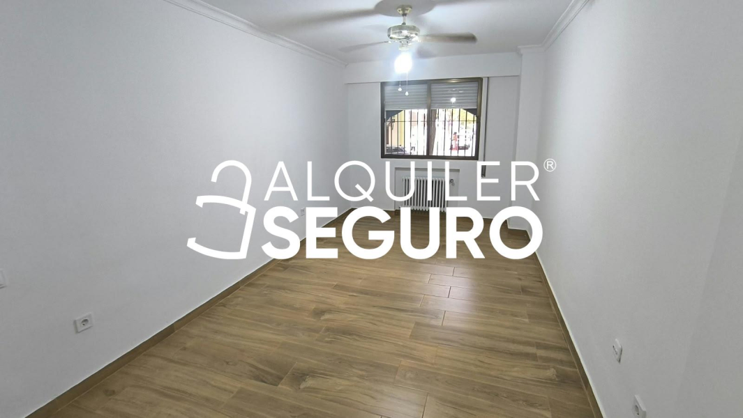 Inmueble en Calle  grupo Oscar Carvallo, SEVILLA
