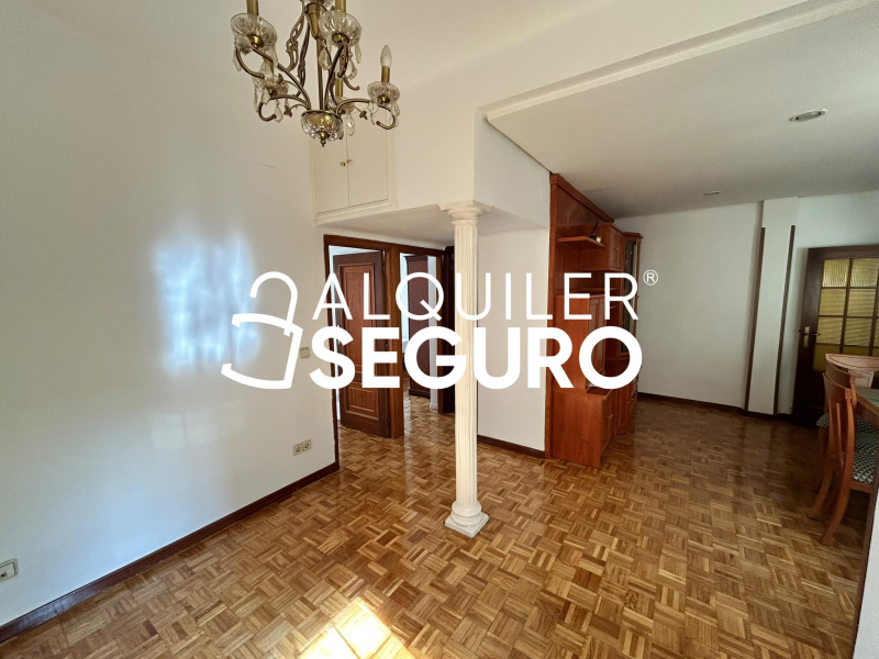 Inmueble en Calle Tomás Borrás, MADRID