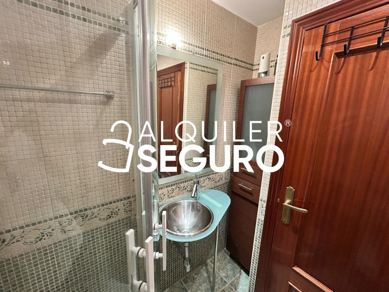 Inmueble en Calle Tomás Borrás, MADRID