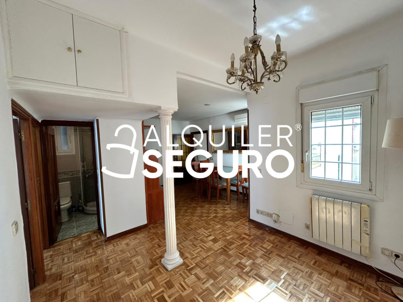 Inmueble en Calle Tomás Borrás, MADRID