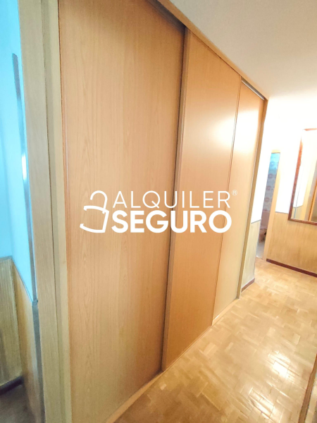 Inmueble en Calle de Badalona, MADRID