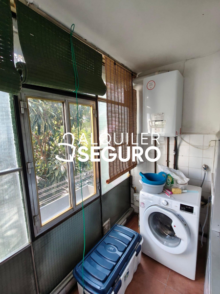 Inmueble en Calle de Badalona, MADRID
