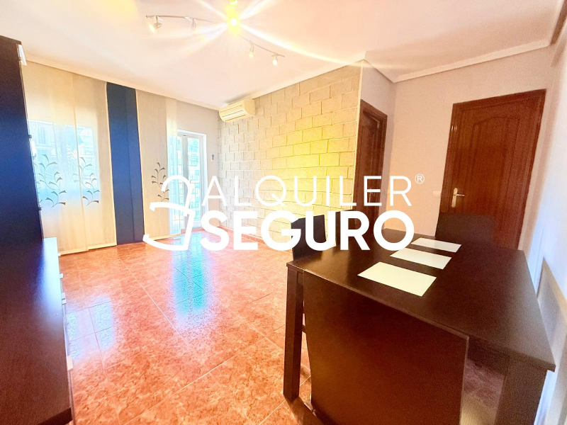 Inmueble en Calle de Carmen Portones, MADRID