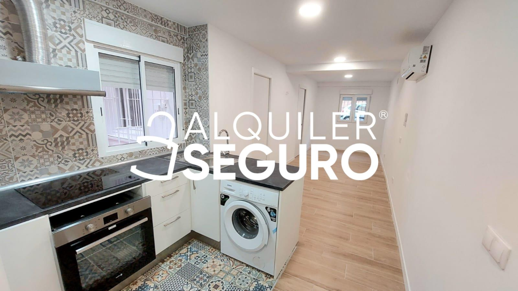 Inmueble en Calle Benidorm, MADRID