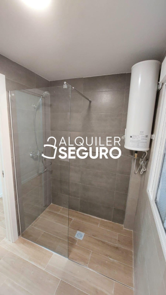 Inmueble en Calle Benidorm, MADRID