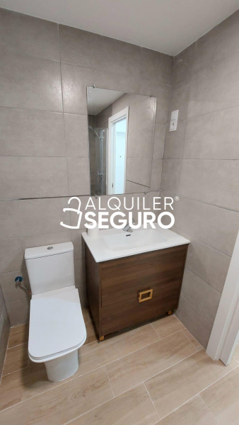 Inmueble en Calle Benidorm, MADRID