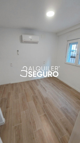 Inmueble en Calle Benidorm, MADRID