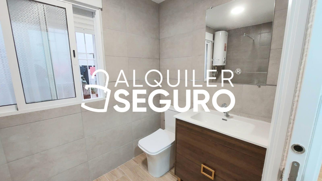 Inmueble en Calle Benidorm, MADRID