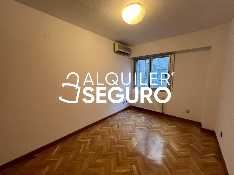 Inmueble en Calle de Nuria, MADRID