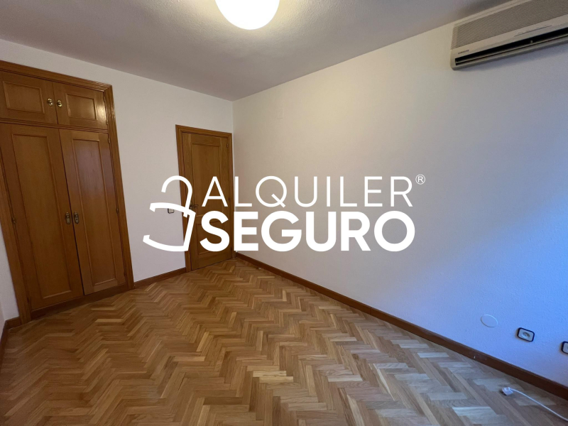 Inmueble en Calle de Nuria, MADRID