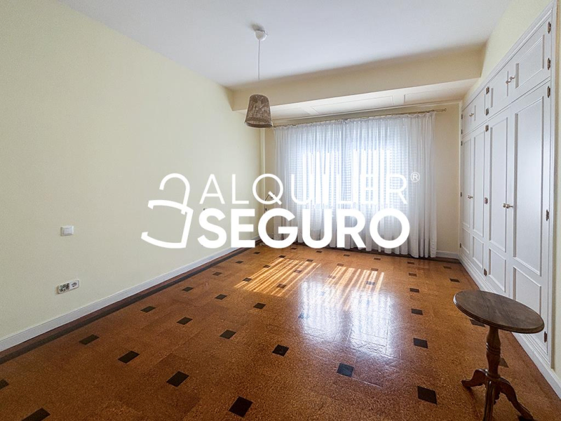 Inmueble en Calle de Guzmán el Bueno, MADRID