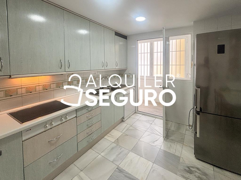 Inmueble en Calle de Guzmán el Bueno, MADRID