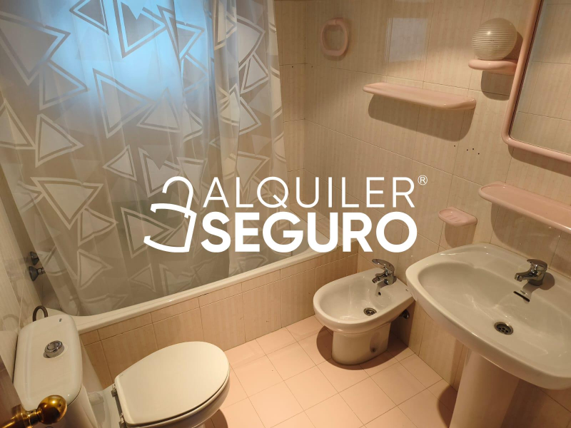 Inmueble en Avenida Alcalde Luis Uruñuela, SEVILLA