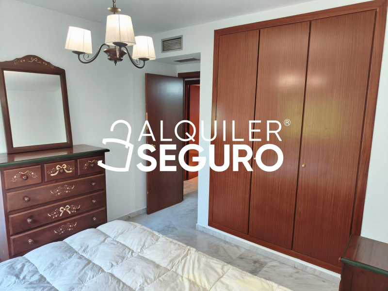 Inmueble en Avenida Alcalde Luis Uruñuela, SEVILLA