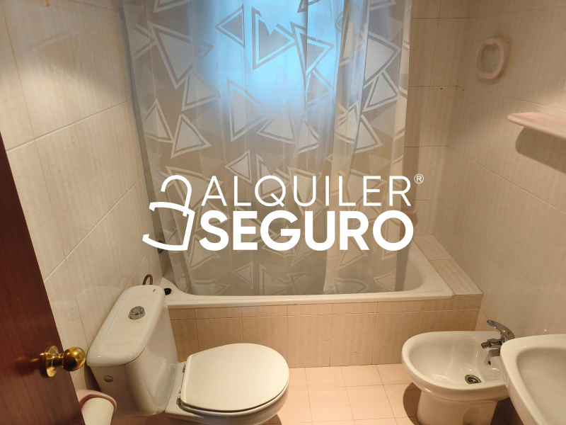 Inmueble en Avenida Alcalde Luis Uruñuela, SEVILLA