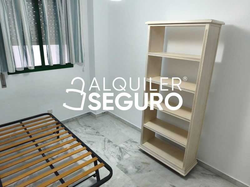 Inmueble en Avenida Alcalde Luis Uruñuela, SEVILLA