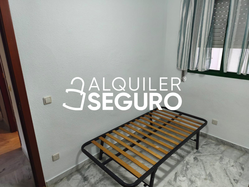 Inmueble en Avenida Alcalde Luis Uruñuela, SEVILLA
