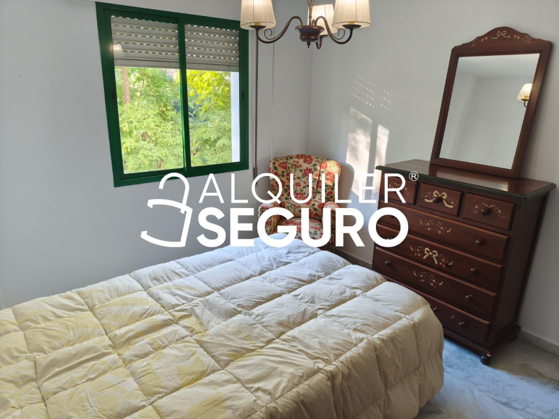 Inmueble en Avenida Alcalde Luis Uruñuela, SEVILLA