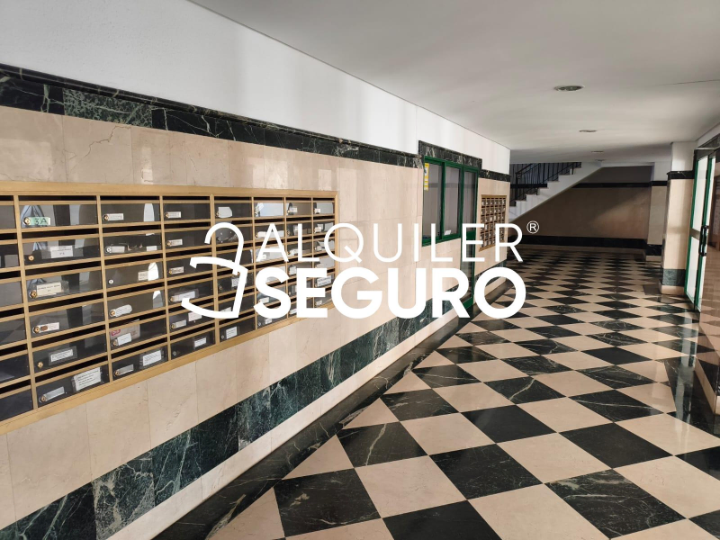 Inmueble en Avenida Alcalde Luis Uruñuela, SEVILLA