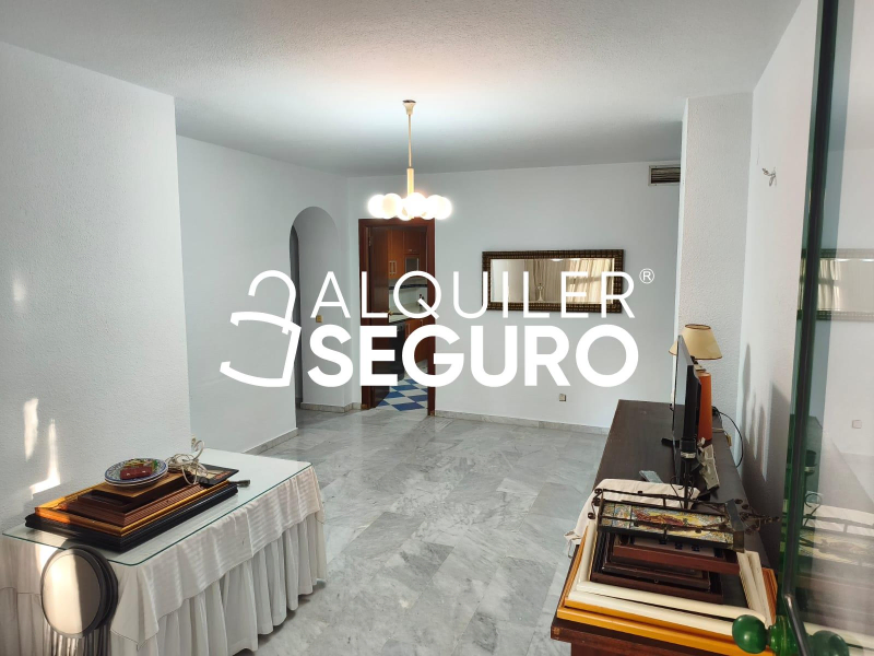 Inmueble en Avenida Alcalde Luis Uruñuela, SEVILLA