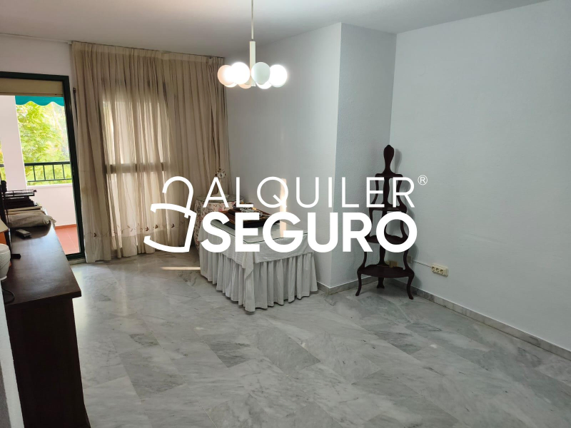 Inmueble en Avenida Alcalde Luis Uruñuela, SEVILLA