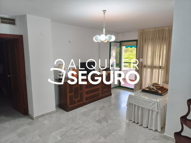 Inmueble en Avenida Alcalde Luis Uruñuela, SEVILLA