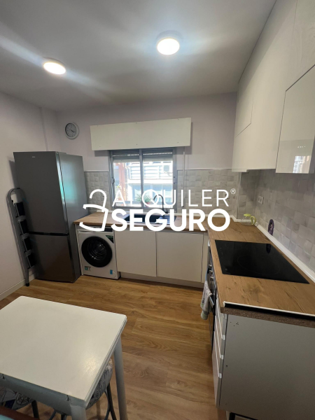 Inmueble en Calle Achuri , MADRID