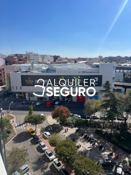 Inmueble en Calle Apostol Santiago, MADRID