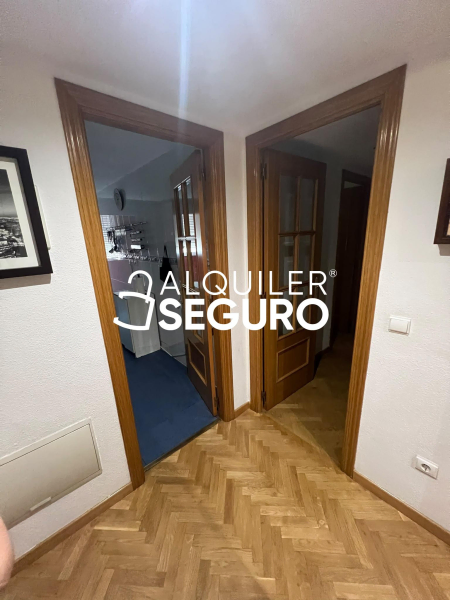 Inmueble en Calle Apostol Santiago, MADRID