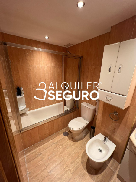 Inmueble en Calle Apostol Santiago, MADRID