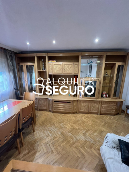 Inmueble en Calle Apostol Santiago, MADRID