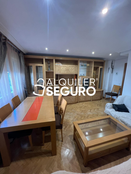 Inmueble en Calle Apostol Santiago, MADRID