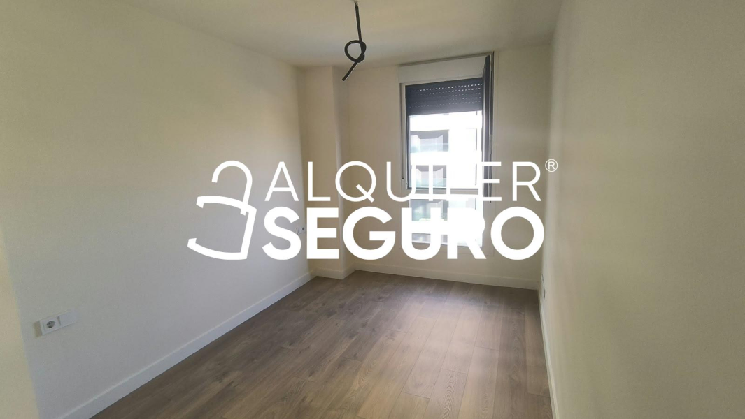 Inmueble en Avenida Manuel  Clavero Arévalo, SEVILLA