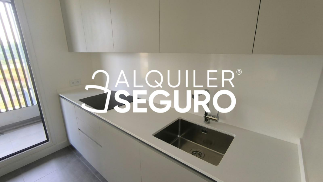 Inmueble en Avenida Manuel  Clavero Arévalo, SEVILLA