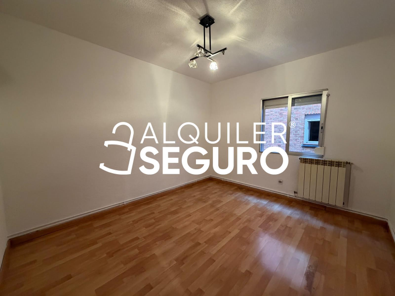 Inmueble en Calle Miralparque, MADRID