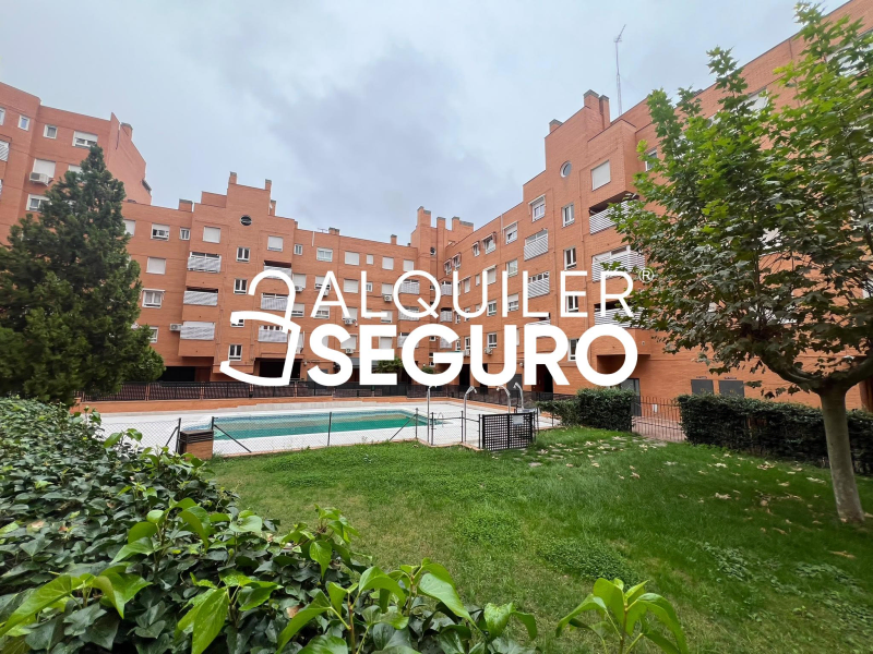 Inmueble en Avenida de Logroño, MADRID