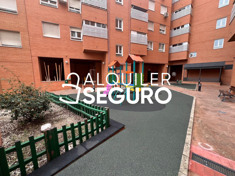 Inmueble en Avenida de Logroño, MADRID