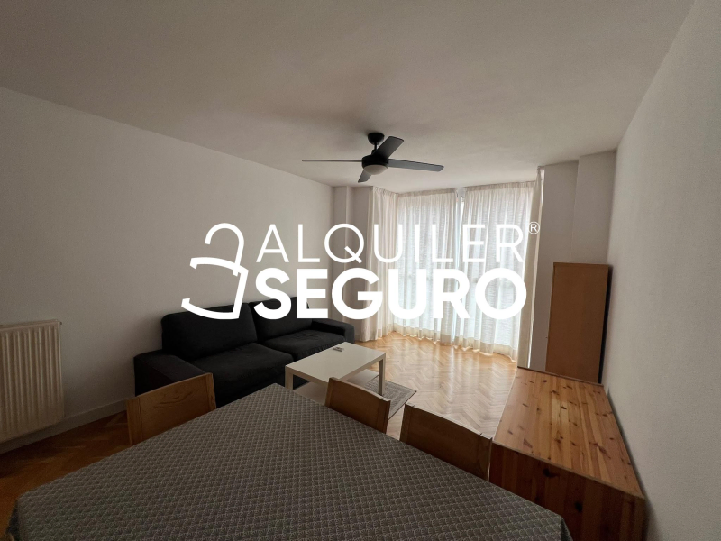 Inmueble en Avenida de Logroño, MADRID
