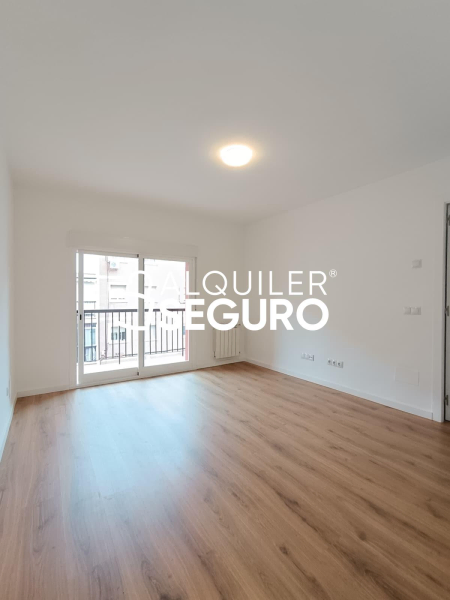 Inmueble en Calle Rio Henares, MADRID