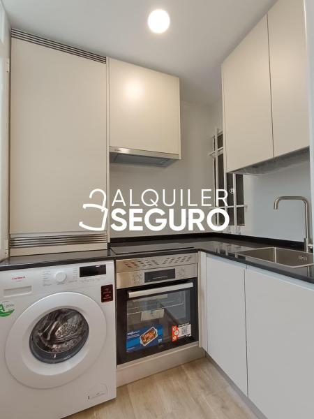 Inmueble en Calle Rio Henares, MADRID