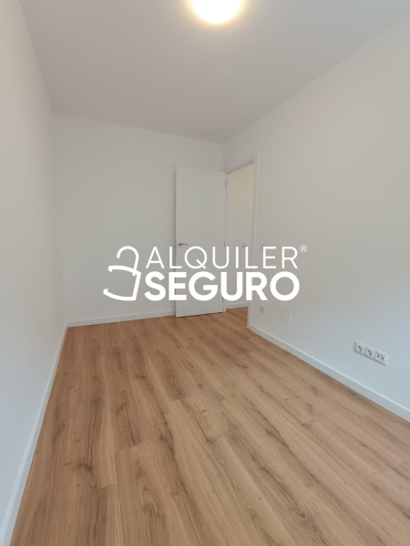 Inmueble en Calle Rio Henares, MADRID