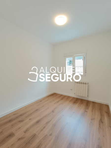 Inmueble en Calle Rio Henares, MADRID