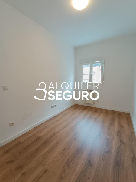 Inmueble en Calle Rio Henares, MADRID