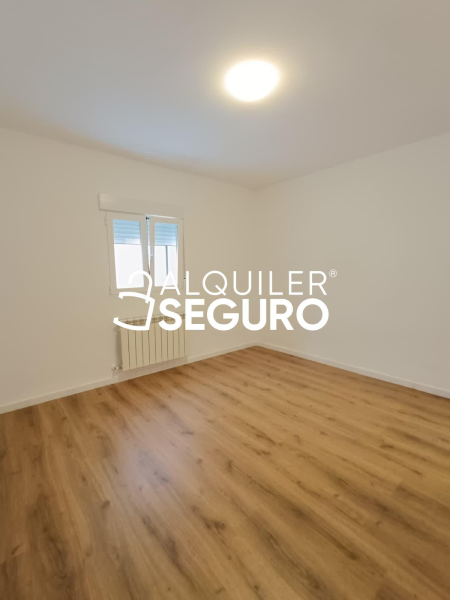 Inmueble en Calle Rio Henares, MADRID