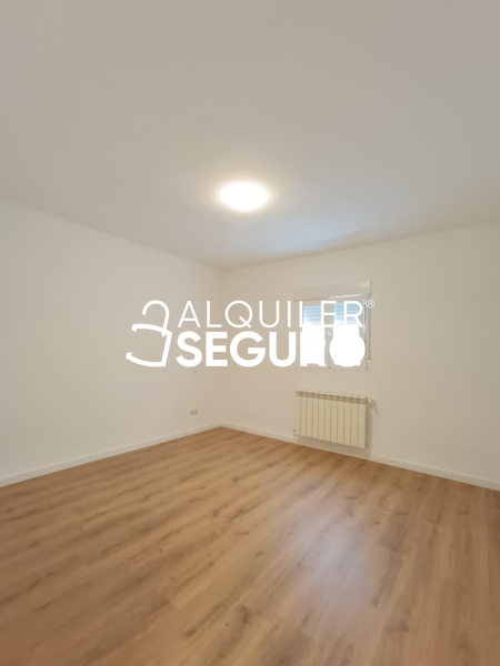 Inmueble en Calle Rio Henares, MADRID
